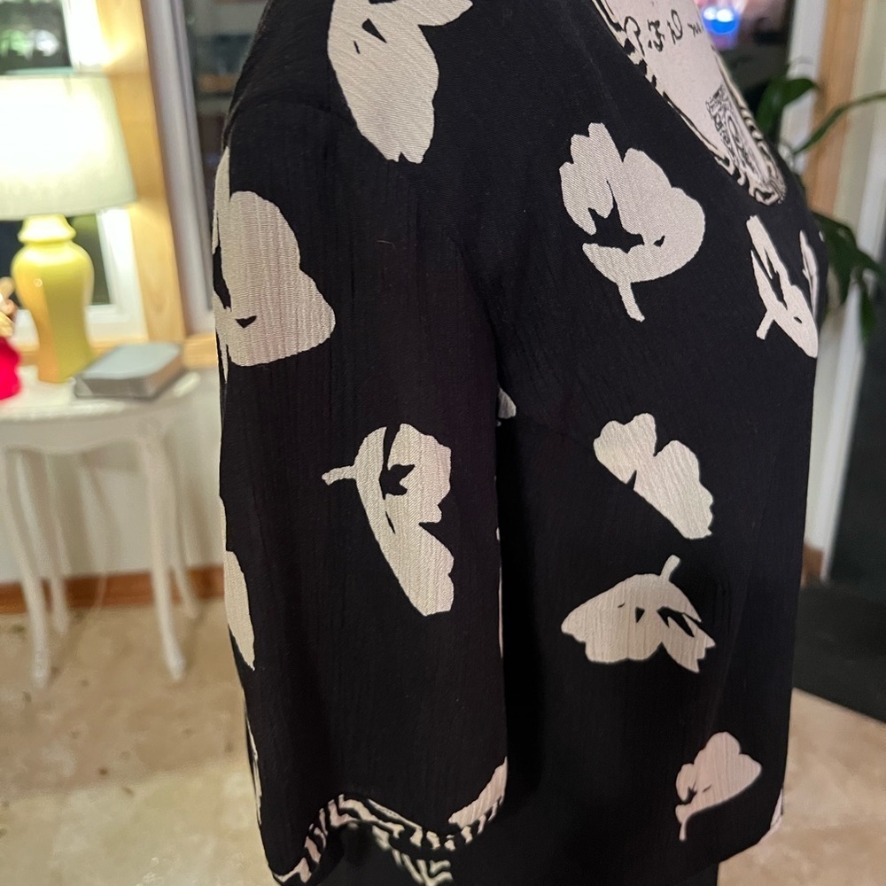 Fitting Image Women’s Black And Cream Lightweight… - image 4